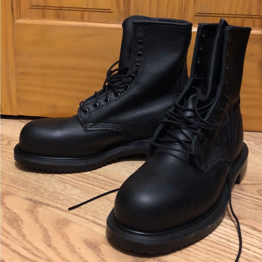 Red Wing Steel Toe combat boots size 8